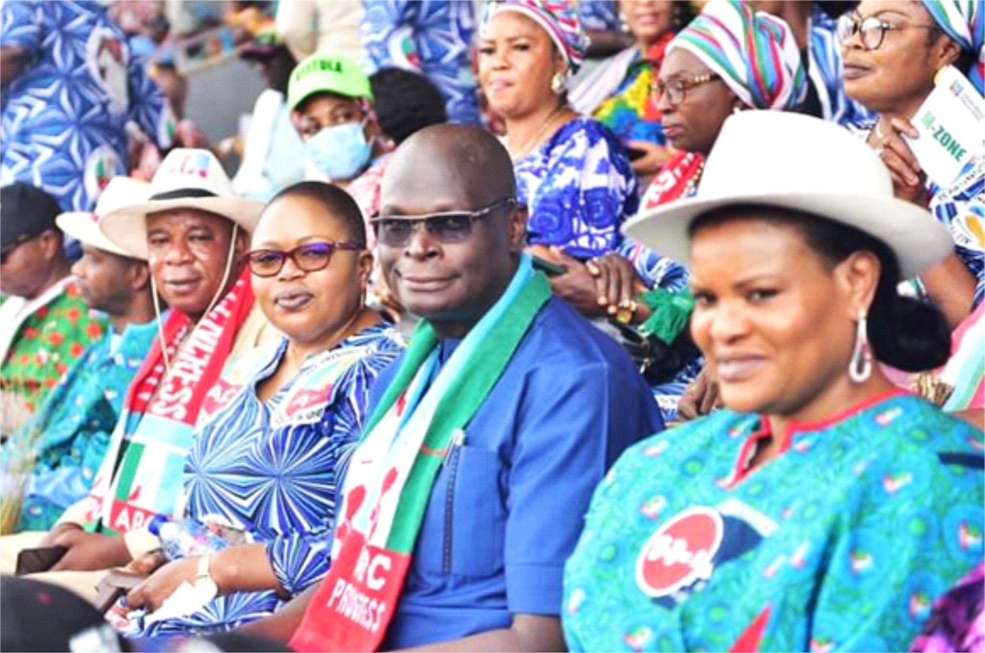 Chief of Staff to Ondo State Governor, Chief Olugbenga Ale (2ndR) and other Chieftains of the All Progressives Congress (APC), at the Mega Rally of reelection of Osun State Governor, Mr Gboyega Oyetola, held at the Osogbo stadium, Osun State... yesterday.