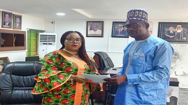 Left: Secretary to the Ondo State Government, Princess Oladunni Odu, handing over a copy of the signed documents to Managing Director of the Company, Mr Agbaminoja Taiwo  at the event.