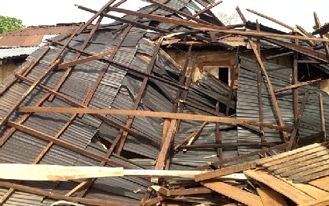 One of the buildings whose roof was blown off by the rainstorm in Owo     Photo: Jimoh Ahmed