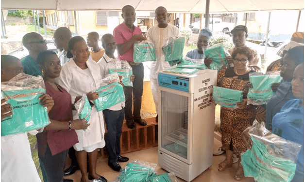 Member representing Irele Constituency at the Ondo State House of Assembly, Mr Christopher Ogunlana while donating the equipment to the hospital