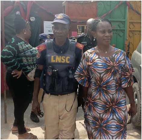 Viral video of a teacher maltreating a 3-year old Pupil in Lagos